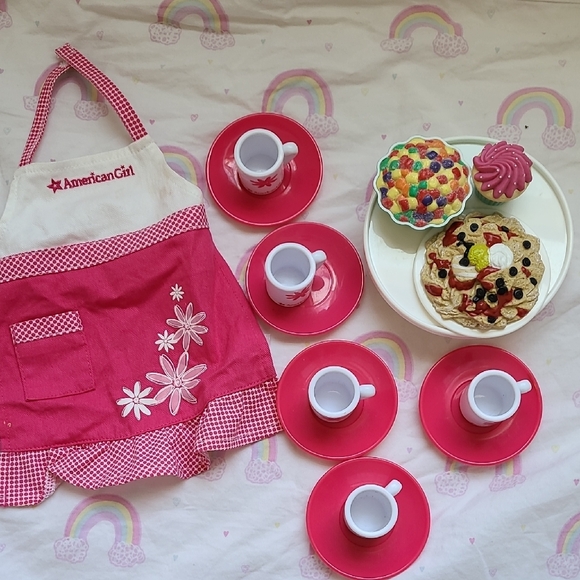 American Girl Pink Party Set with Apron - Picture 2 of 8